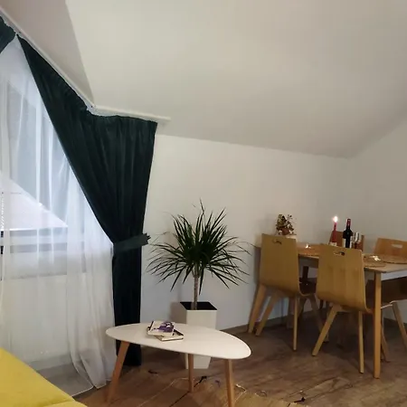 Gonta Kottage, чан - джакузі тераса, вихід в гори * Szlavszke