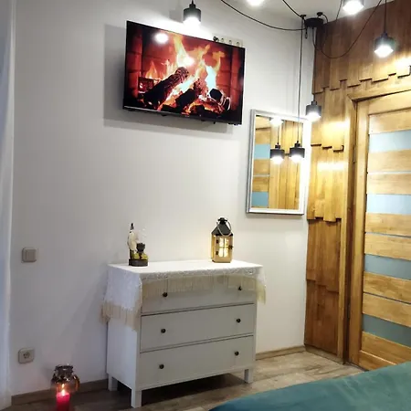 Gonta Kottage басейн, тераса, поруч річка, вихід в гори * Slavske
