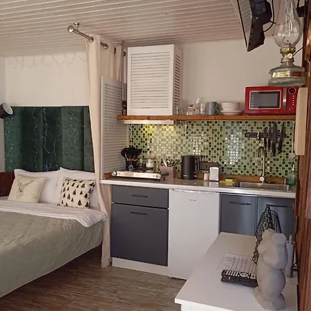 아파트 Gonta Kottage, чан - джакузі тераса, вихід в гори 슬랍스크