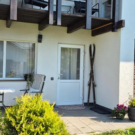 Apartamento Gonta Kottage басейн, тераса, поруч річка, вихід в гори Slavske