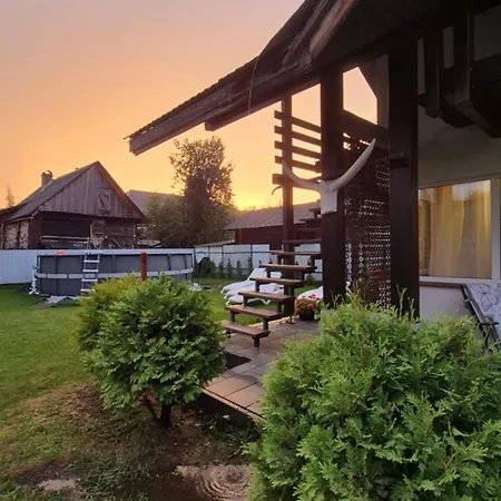 Gonta Kottage, чан - джакузі тераса, вихід в гори Appartement *